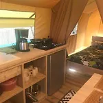 Oh! - A L'ombre Des Tilleuls Hautes Pyrenees Peyrouse