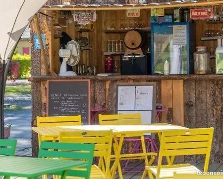 Oh! - A L'ombre Des Tilleuls Hautes Pyrenees * Peyrouse